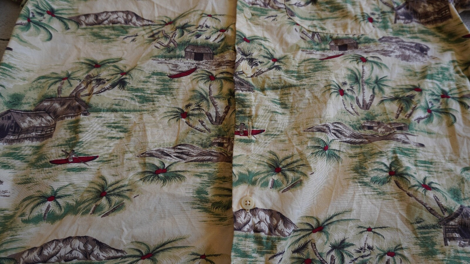 Vintage Y2K Gap Hawaiian Button Up Shirt