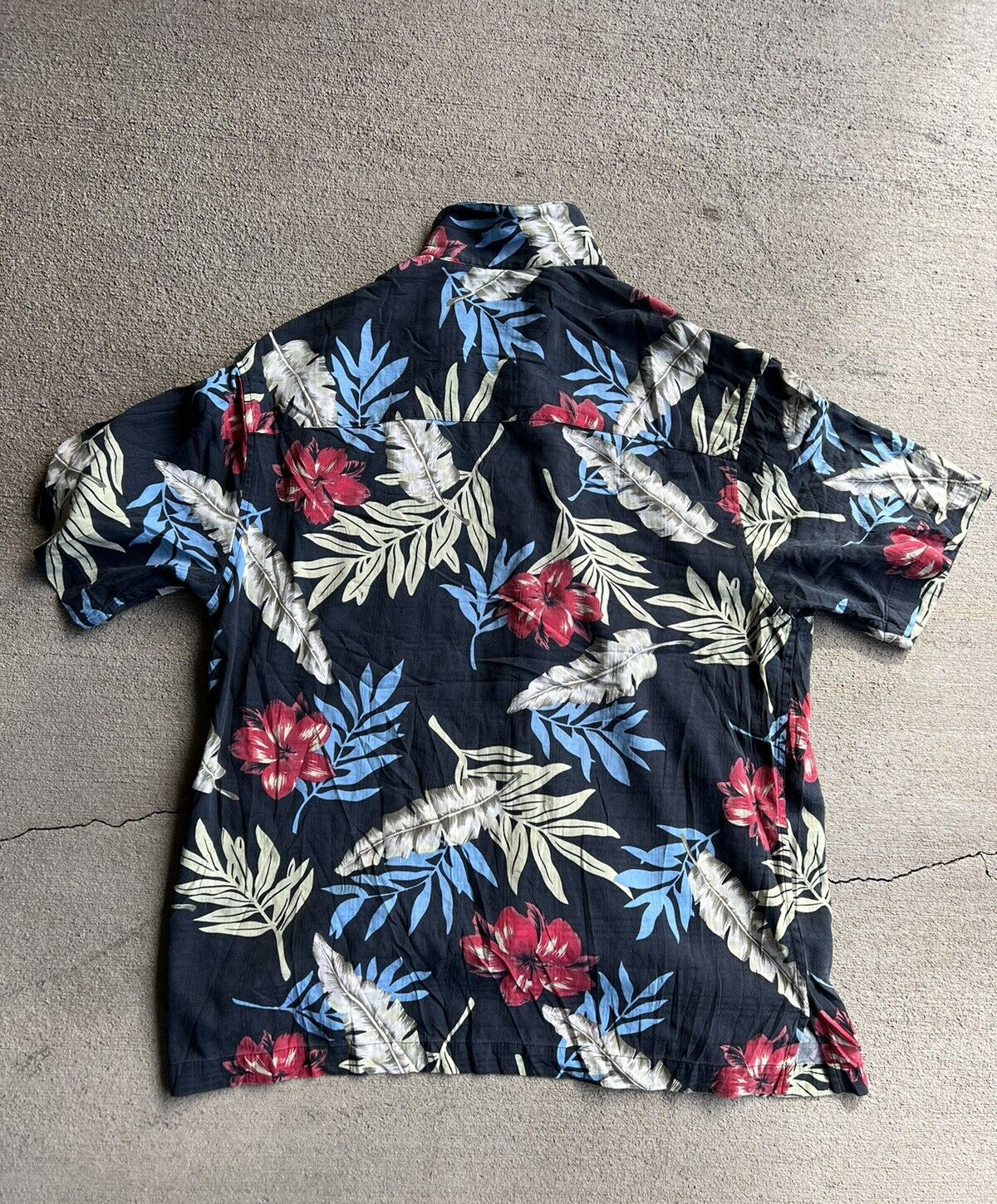 Vintage Y2K  Silk Hawaiian Button Up Shirt