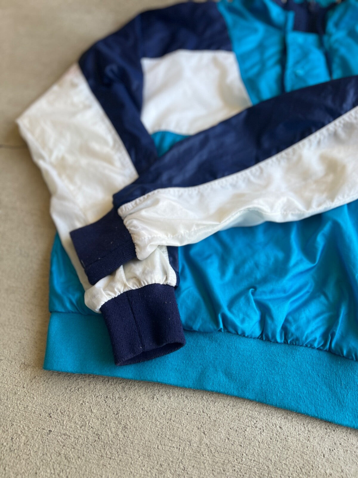 Vintage 90's Nke 1/4 Zip Mock Neck Pullover Windbreaker Jacket