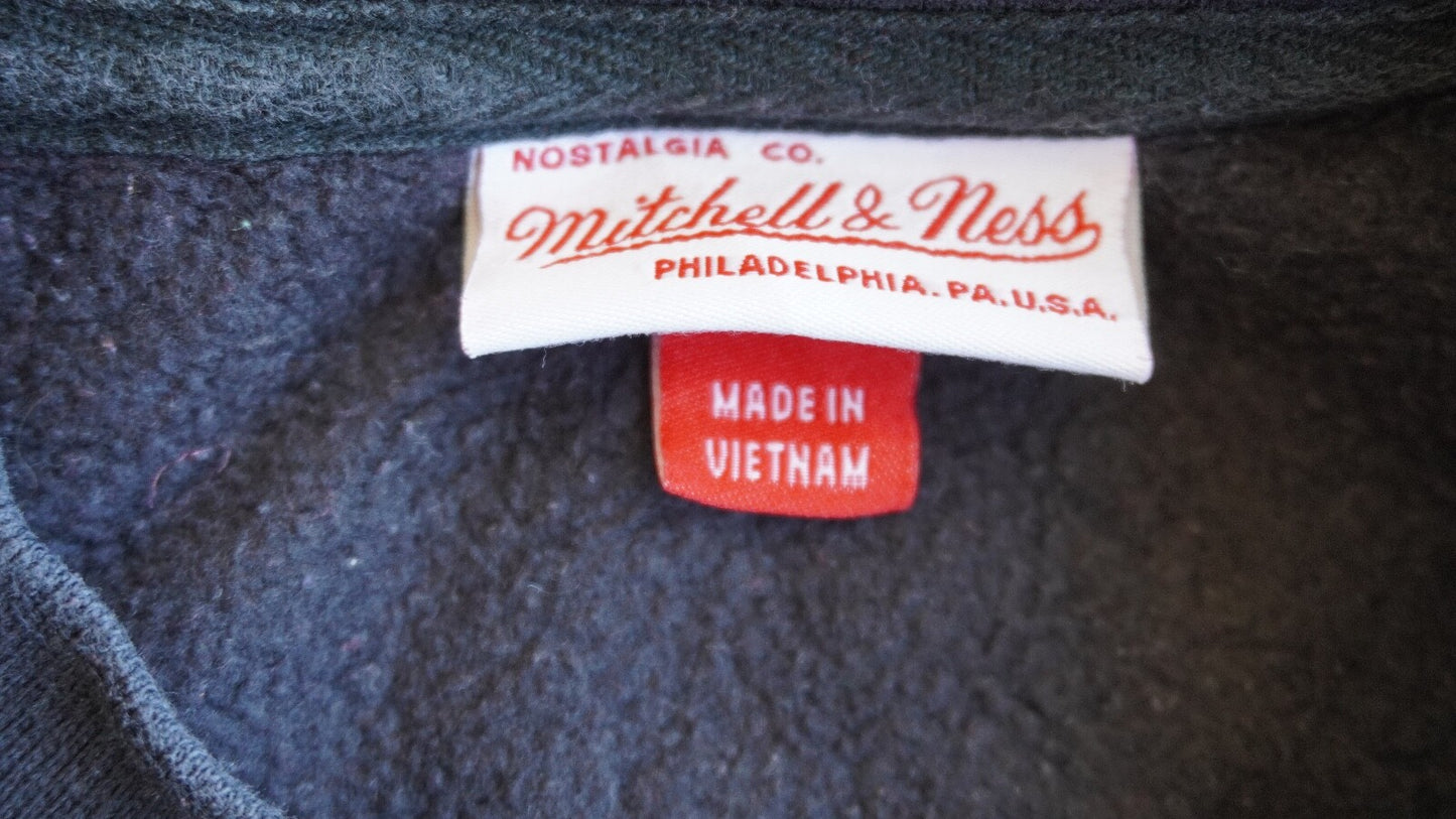 Vintage Y2K Mitchell & Ness Chicago Bulls Crewneck Sweatshirt