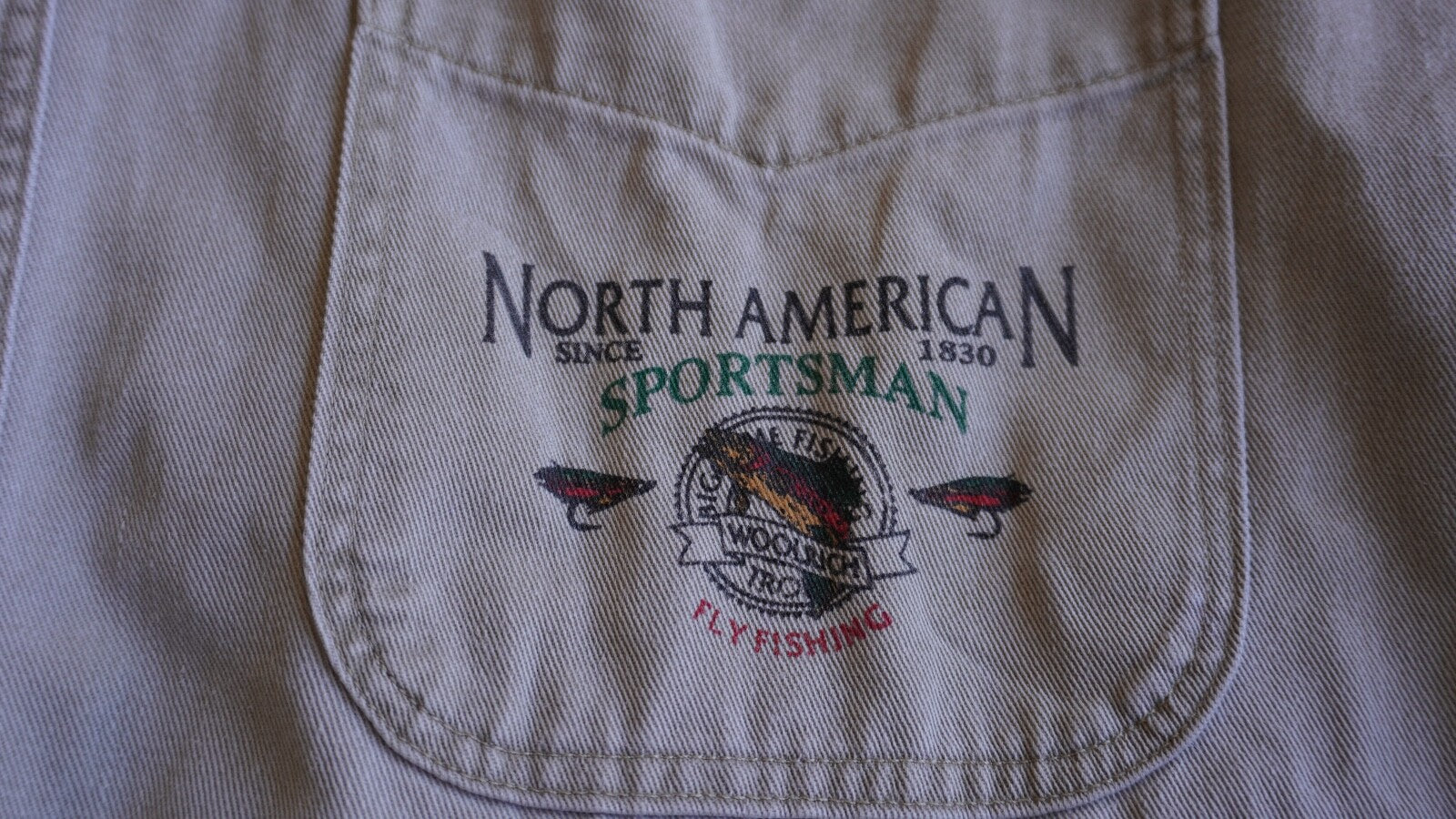 Vintage 90's Woolrich "North American Sportsman" Graphic Denim Button Down Shirt