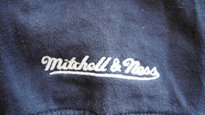 Vintage Y2K Mitchell & Ness Chicago Bulls Crewneck Sweatshirt