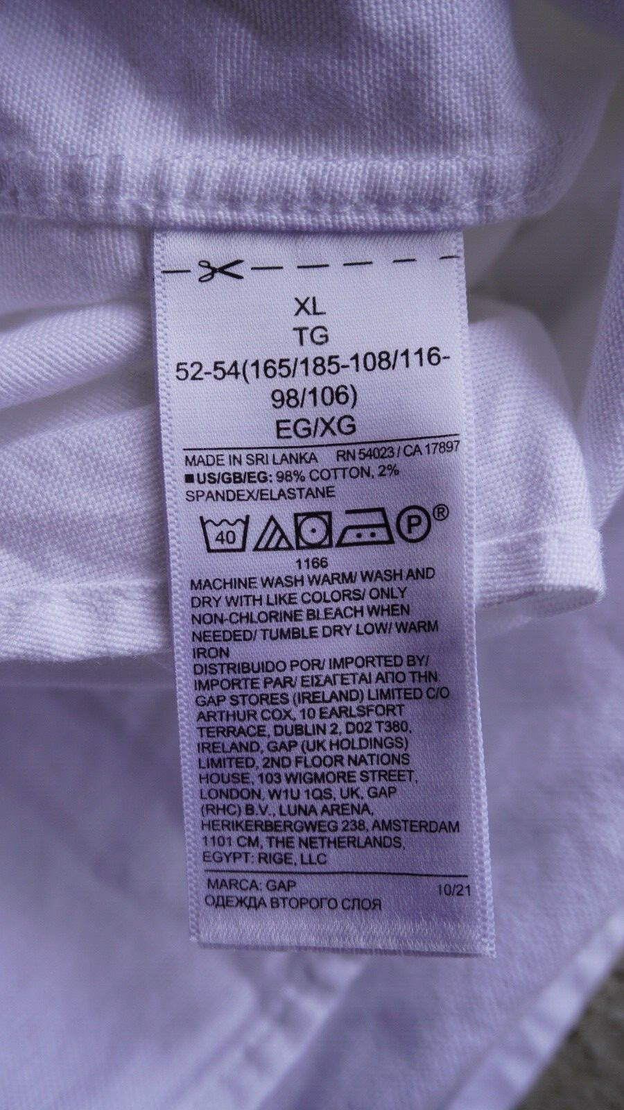 Gap Standard Fit Stretch Oxford Button Down Shirt