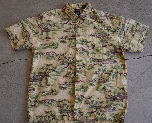 Vintage Y2K Gap Hawaiian Button Up Shirt