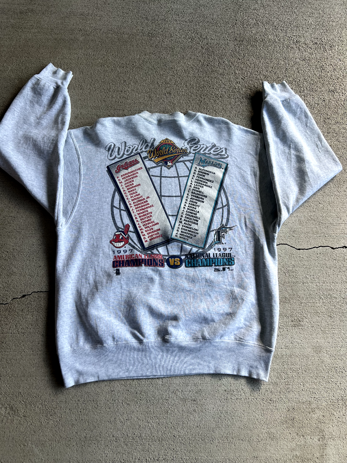 Vintage 90's Pro Player 97 Indians vs Marlins World Series Crewneck Sweatshirt